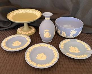 GA130Vintage Wedgwood Blue And Green Jasperware