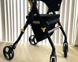 GA197VMedline Walker