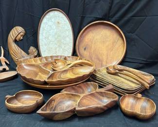 GA192VVintage Wooden Serving Set