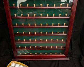 GA140Golf Ball Display Cabinet and Golf Balls