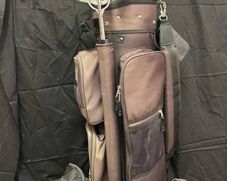GA142VGolf Bag Loaded with TopFlight Clubs And More