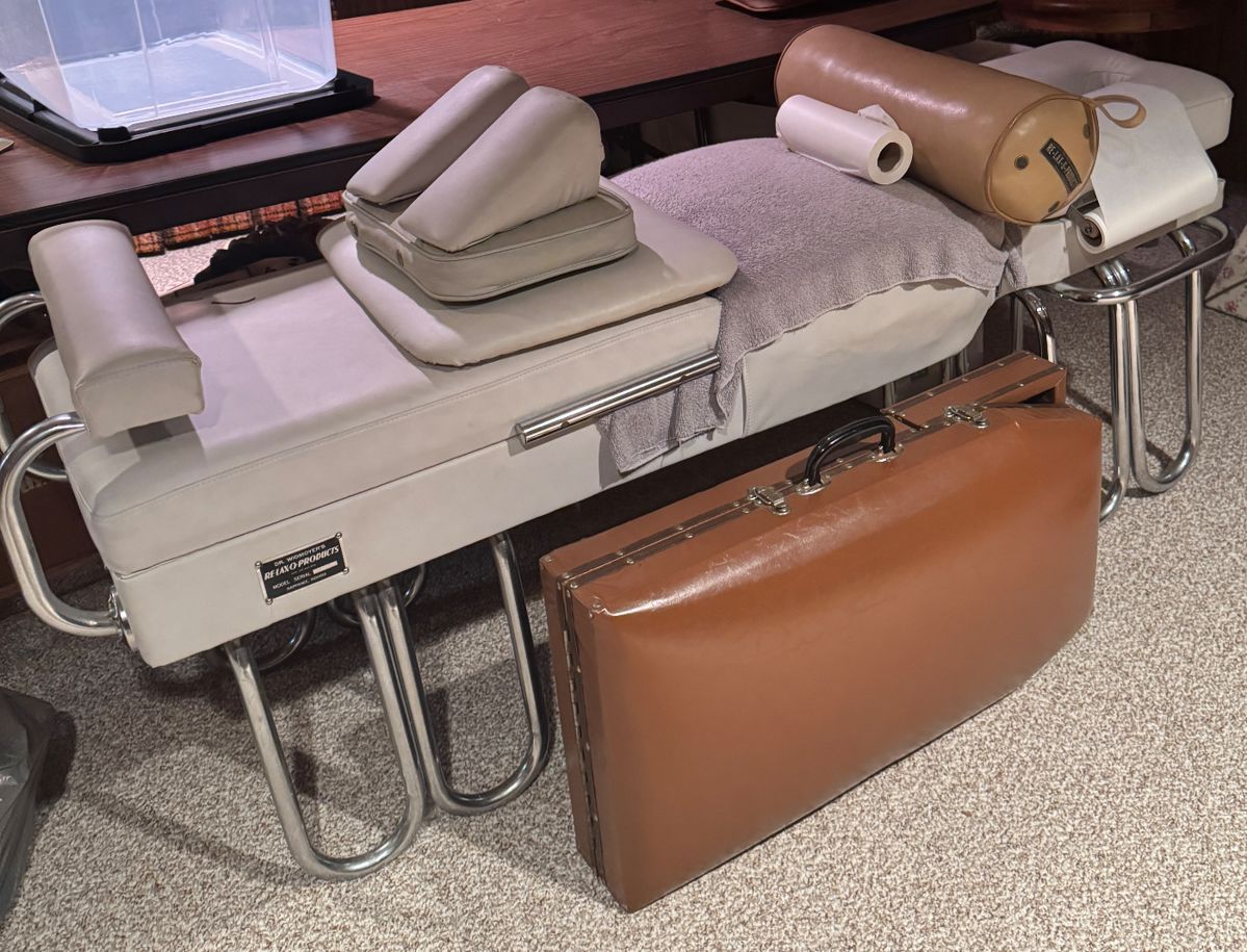 Chiropractic Table and Portable Chiropractic Table