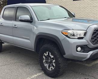 2020 Toyota TACOMA TRD 4x4                                        
VIN: 3TMCZ5AN3L1133641
Miles: 47270, Engine: 3.5 LITER, Color: GRAY
2020 TOYOTA TACOMA TRD 4x4 OFF-ROAD 4 DOOR 5ft BED PICKUP TRUCK