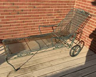 #137	green metal chase lounge 	 $75.00 			
