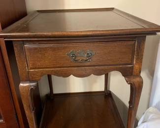 #21	Global Furn. End Table w/1 drawer & q/a legs - 20x24x25 (set of 2)	 $150.00 			
