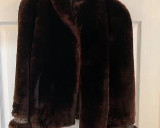 #33	Faux Fur - Nathana - Jackson TN - Approx M Brown 	 $75.00 			
