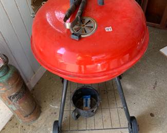 #187	Wagner charcoal grill 	 $30.00 			
