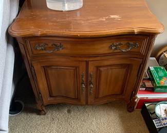 #36	Stanley French Provincial End table w/1 drawer & 2 doors (missing knobs on door - 26x16x24	 $40.00 			
#37	Stanley French Provincial End table w/1 drawer & 2 doors (as is finish on top)- 26x16x24	 $40.00 			
