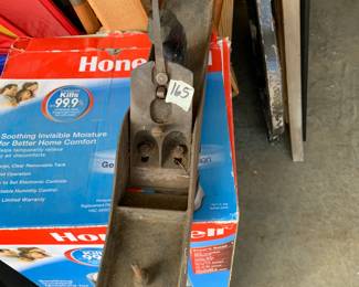 #165	Wood planer #6	 $20.00 			
