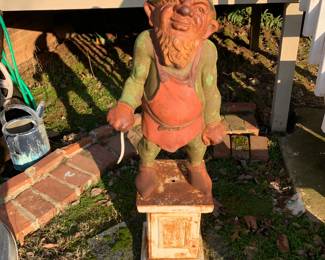 #138	case iron knob with a wire where a light used to be.41 tall  RES	 $1,200.00 			
