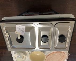 #142	West bend buffet servers II Electric includes all pieces (electric plug Pyrex inserts (2)	 $40.00 			
