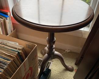 #44	Wood Pedestal Round Table - 17x21	 $75.00 			
