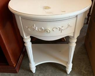 #153	Younger American 1/2 round end table with 1 drawer as is top 24x16x26	 $25.00 			
