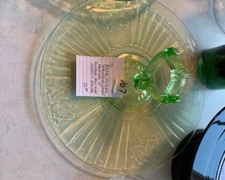 #107	Vtg. Anchor Hocking Depression Green uranium 12" Mayfair open Rose Sandwich Server	 $22.00 			
