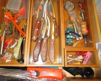 Huge kitchen FULL!