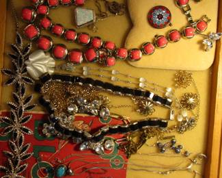 Loads of jewelry including sterling, turquoise, rhinestones and bagged lots