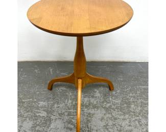 Lot 375 Minimalist Shaker style Side Table. 