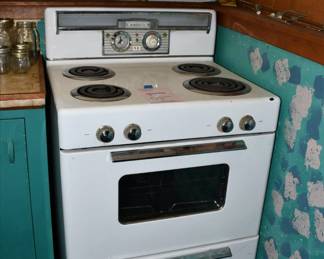 419Second Kitchen LL