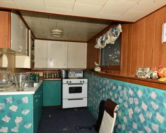 410Second Kitchen LL