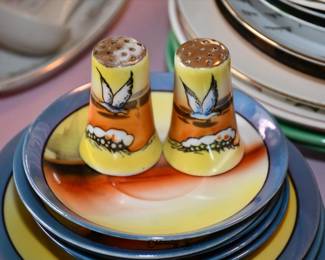 043Some Highlights Warrenville Estate Sale