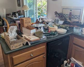Kitchen items 