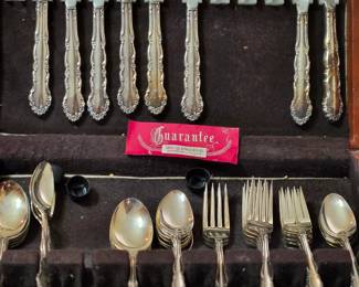 Rogers silverware set 