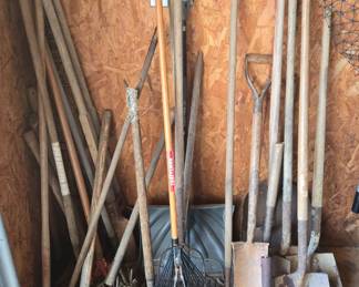 Yard tools 