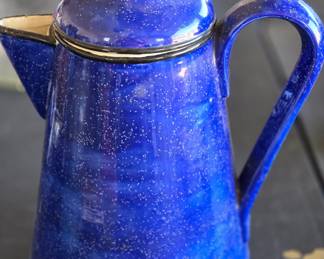 Enamel coffee pot 