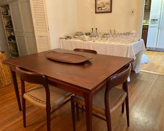 Arne Vodder table and chairs