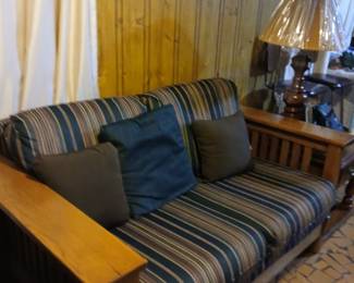 FLEXSTEEL AMISH MOUNT HOPE MISSION LOVE SEAT NICE