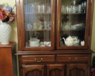 NICE CHINA CABINET