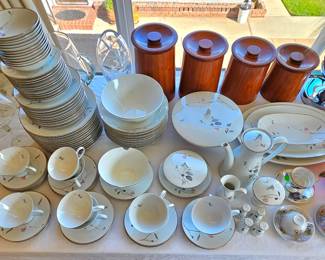 Gorgeous Fine China Set By Rosenthal. (Form 2000 Cherry Blossom Pattern) (No chips or cracks)