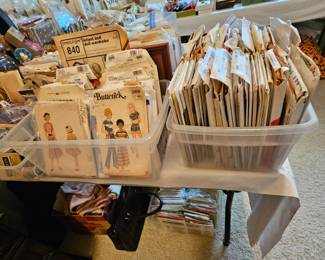 100's of vintage clothes sewing patterns.