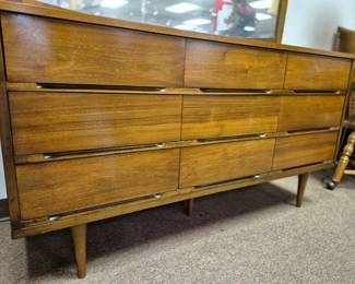 Walnut 9 drawer dresser