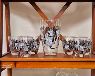 Figurines