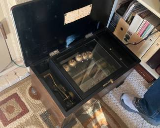 Vintage Inlaid Table Music Box