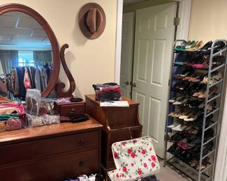 Accessories and beautiful vintage shoes