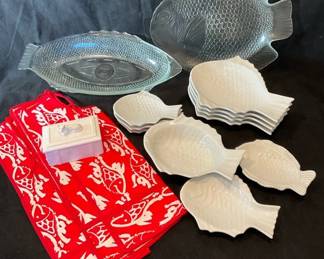 Sylvac English Butter Dish, McKee Clear Fish Glasbake, White Fish Dishes More 