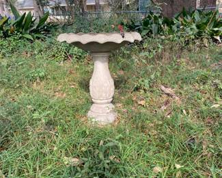 Cement bird bath