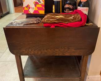 Rolling drop leaf TABLE