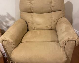 RECLINER / ROCKER brand new condition
