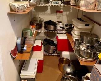 Extra large collection of kitchenware 
