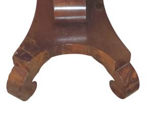 Classical mahogany double pedestal extension dining table. First half 19 century.