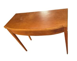 Federal mahogany, inlaid card table, New England. First quarter 19th Century