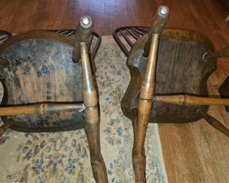Bottoms of set of five  bow-back bamboo turned Windsor side chairs. Early 19th century