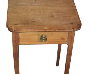 Federal stand in pine. Early 19th century