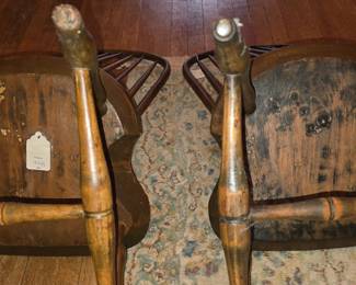 Bottoms of set of five bow-back bamboo turned Windsor side chairs. Early 19th century