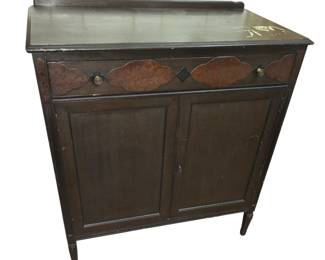 Early 20th Century sideboard/linen cupboard