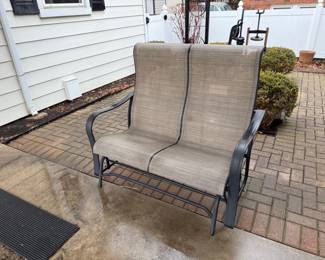 Outdoor 2-Seat Glider