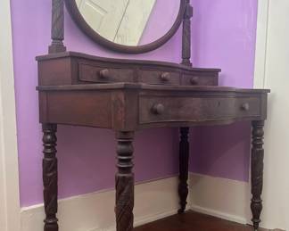 Sheraton/Empire Ladies Vanity. antebellum